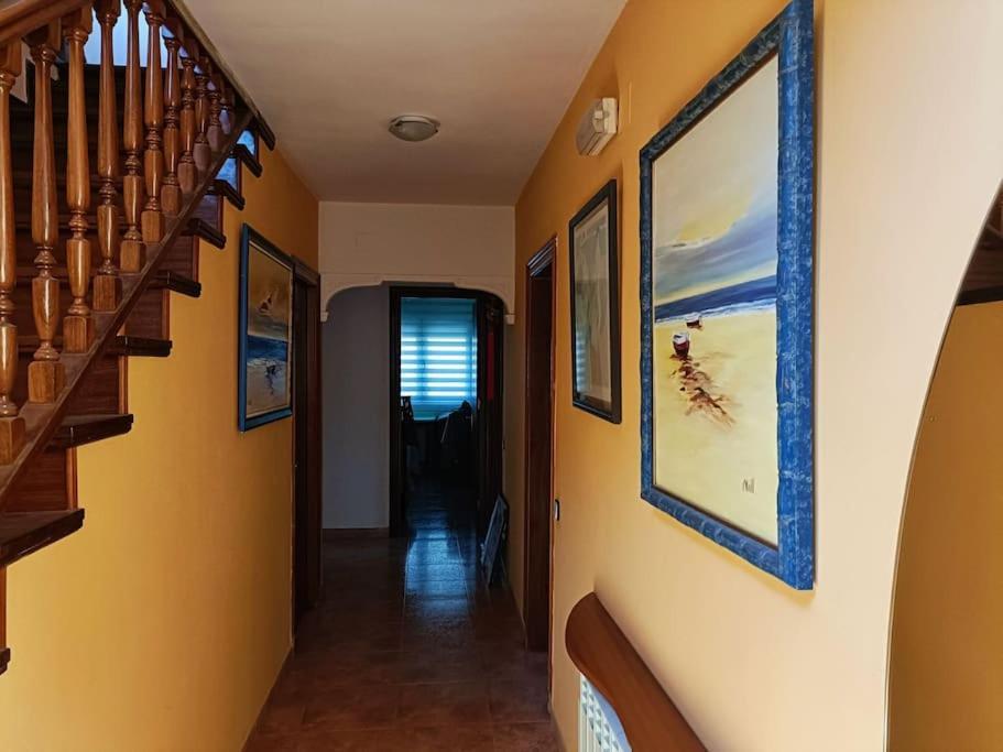 Casa Con Jardin Y Piscina Privada. Villa Santa Eulalia de Ronsaná Exterior foto